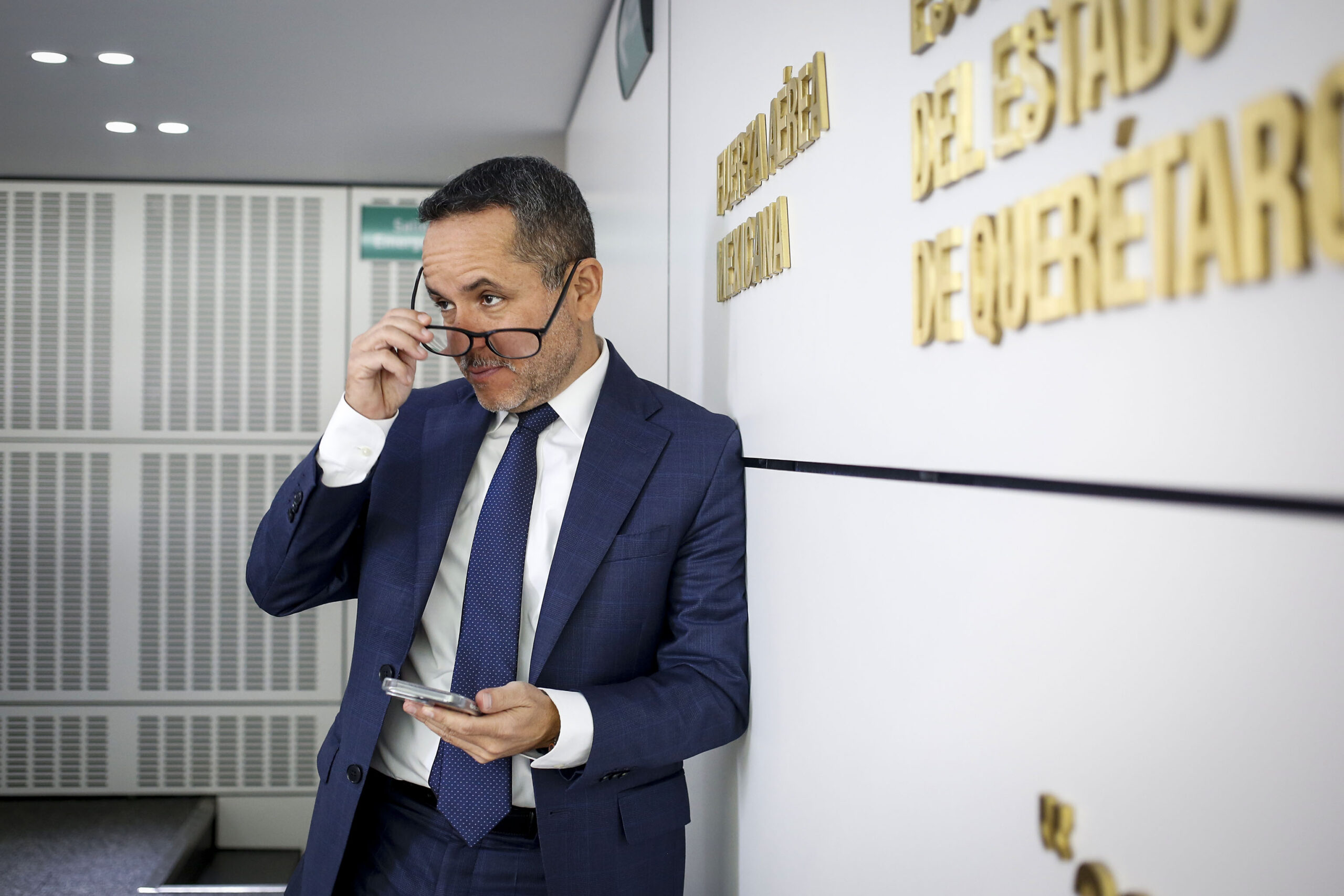 LG Ángeles Presidente de Mesa Directiva