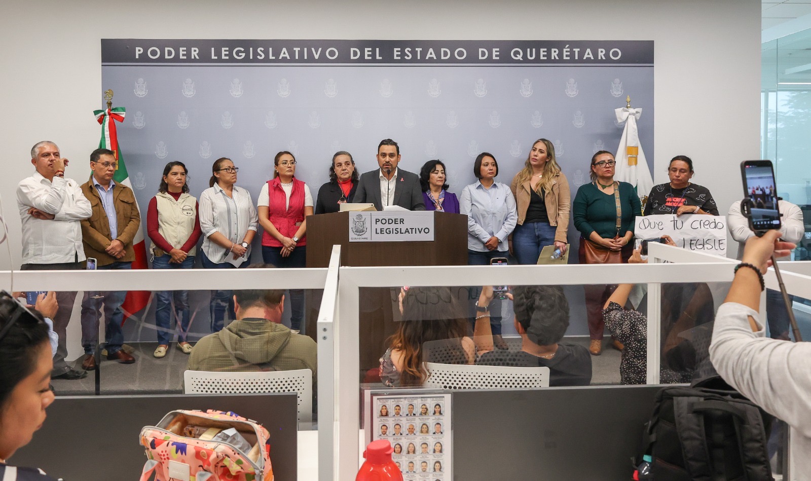 Disculpa a mujeres queretanas