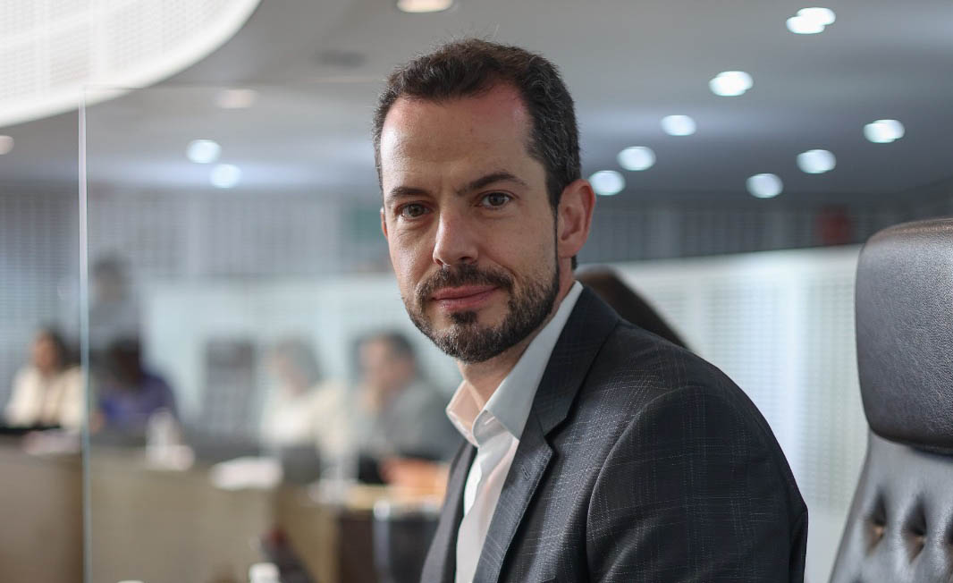 Reforma para ampliar la democracia: Ospital