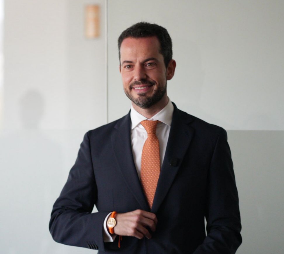 Coscorrón a Martín Arango: Ospital