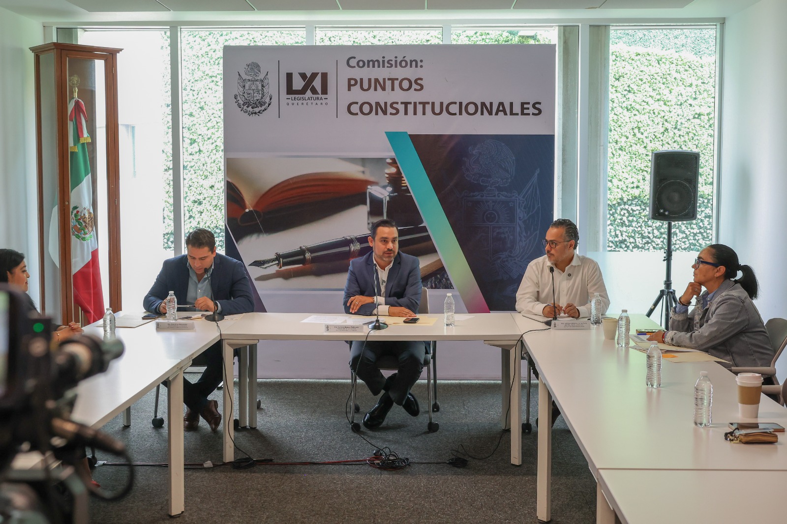 Consulta municipal: de No reeleción y Nepotismo