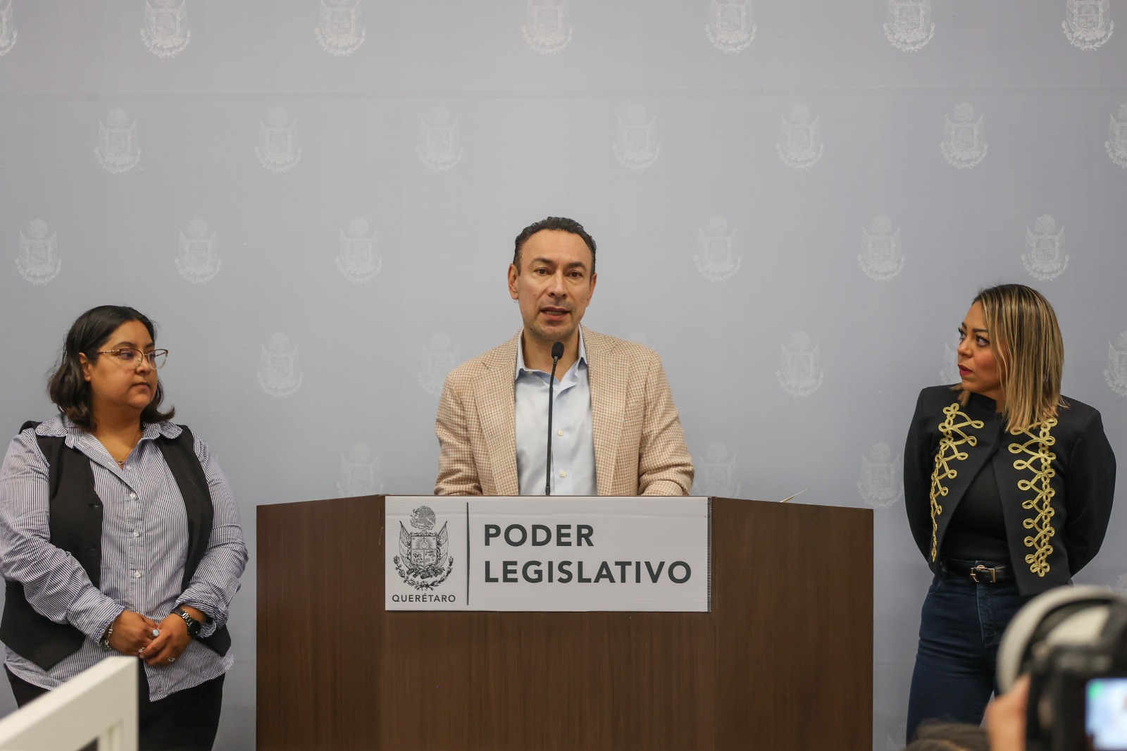 Horarios a la Pirotecnia en Espacios Públicos