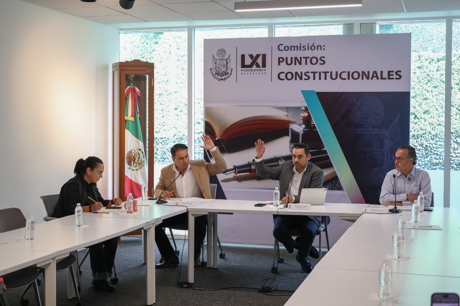 Nacionalidad única para Presidencia